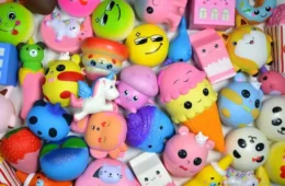 Squishies causam queimaduras em crianças e acendem alerta sobre riscos do brinquedo