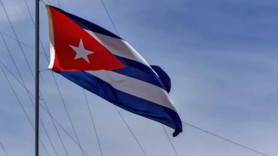 Falta de água e apagões agravam avanço de doenças em Havana