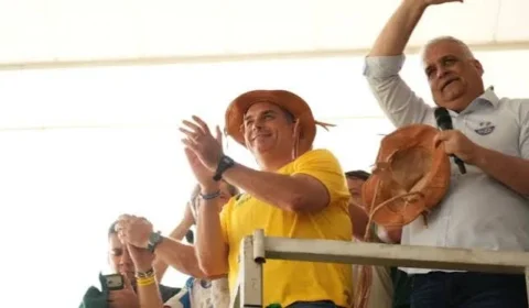 Flávio aposta em crise no STF para transformar 7 de Setembro em palanque contra Lula e Moraes