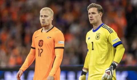 Mexx Meerdink estreia pela Holanda, ganha 55 minutos contra a Alemanha e mira superar marca do pai