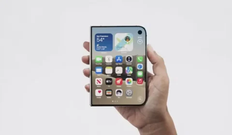 Primeiro iPhone dobrável da Apple chega ao Brasil custando até R$ 30.999