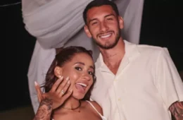 Lomma é pedida em casamento por Ronald Belé em praia