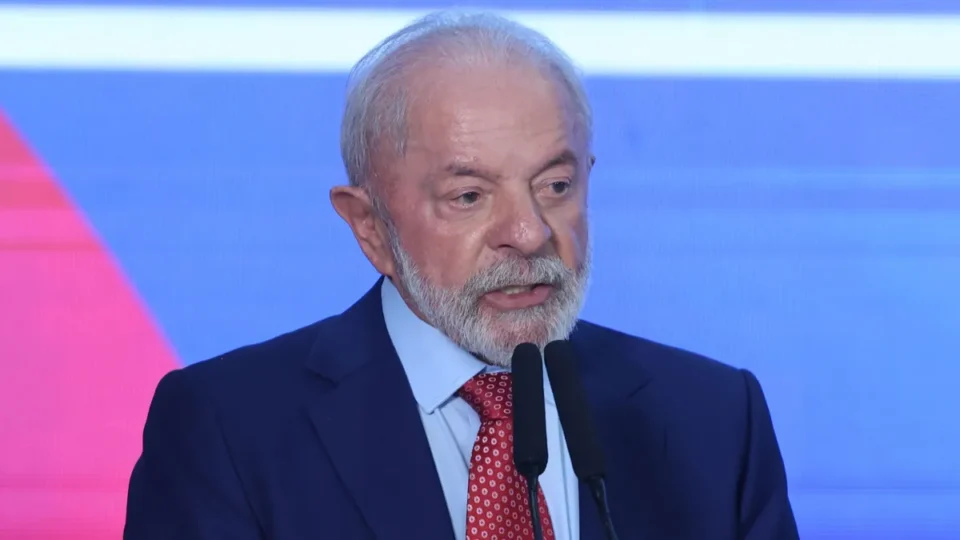 Lula cobra rigor nas apurações do STF e defende abertura de sigilos no caso Master