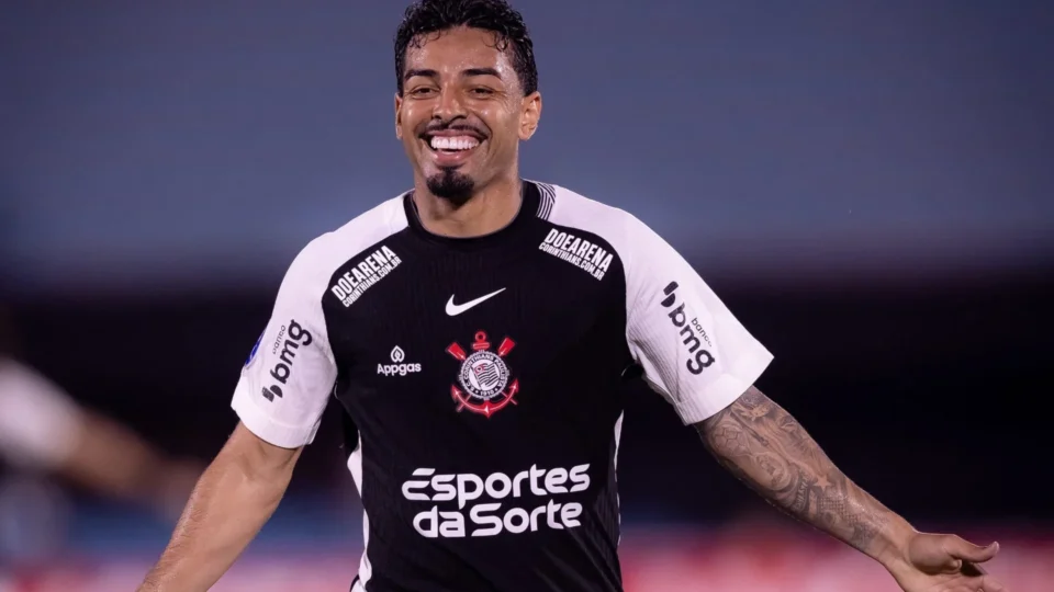 Matheus Bidu se destaca no Corinthians e vira peça-chave na construção de jogadas no Brasileirão