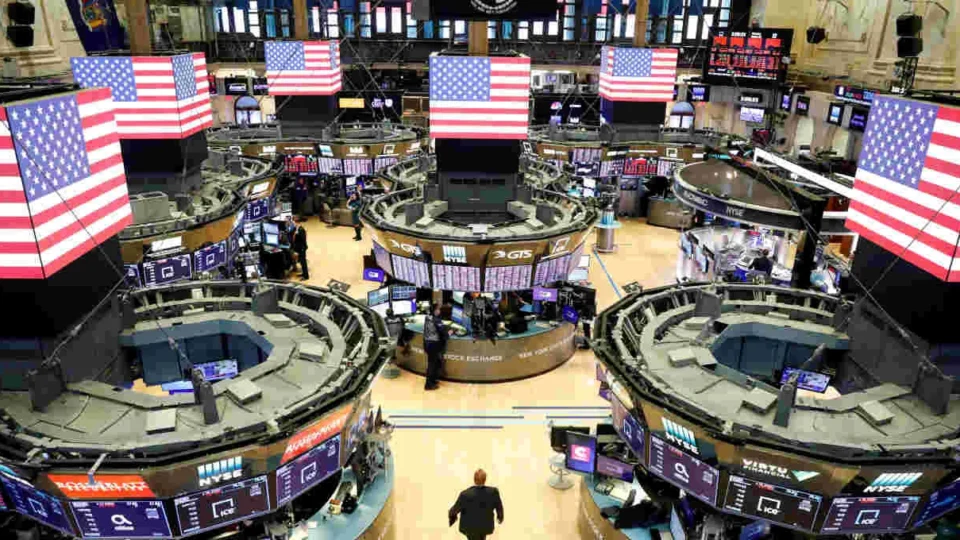 Wall Street cai com inflação nos EUA e temor de alta dos juros pelo Fed