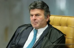 Filho de Fux chamou Vorcaro de “irmão” e ofereceu “tapete vermelho” ao banqueiro em mensagens