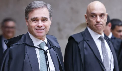 Moraes pode responder por advocacia administrativa ou corrupção passiva, avalia advogado