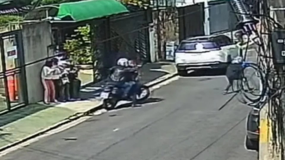 PM de folga é baleado ao tentar impedir assalto na porta de restaurante no Morumbi
