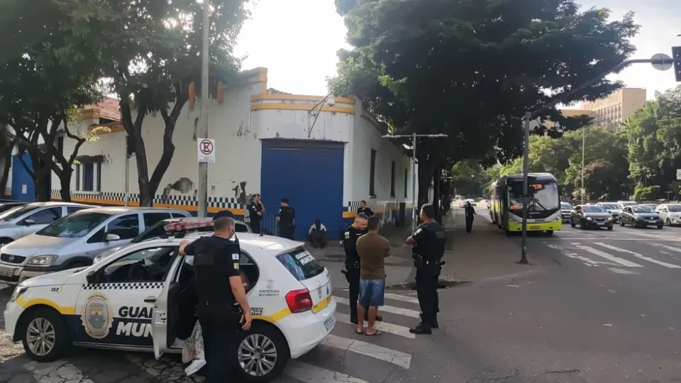 Homem é detido após denúncia de importunação sexual em clube da Pampulha, em Belo Horizonte