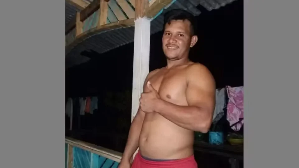 Mulher é presa suspeita de matar marido com facada no peito em Santana, no Amapá