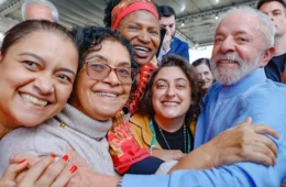 Lula tem 47% entre mulheres chefes de família, contra 27% de Flávio, aponta Datafolha