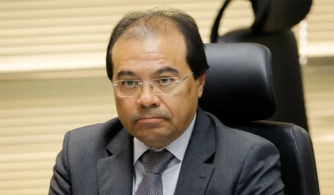 Irmão de Flávio Dino conduz sessão que analisa atuação de Paulo Gonet no caso Master