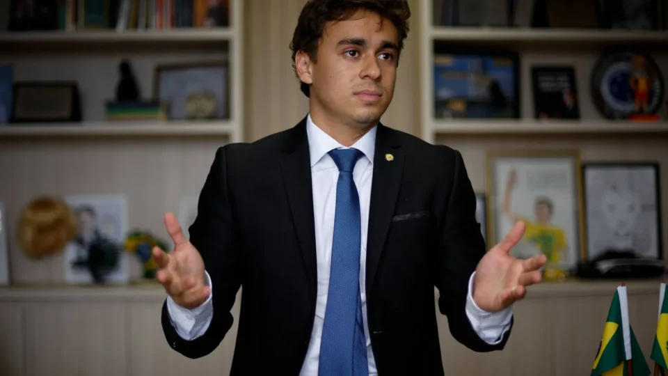 Nikolas diz que “quem deu um golpe no país foi Alexandre de Moraes” durante ato de 7 de Setembro em BH