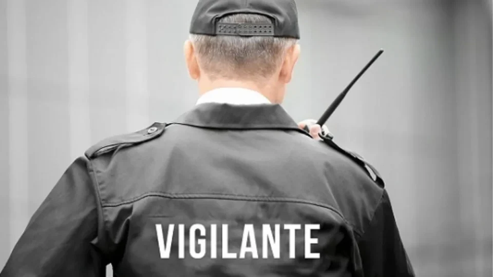 Porteiros não poderão mais acumular função de vigilante em condomínios; veja o que muda