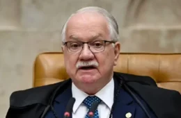 Ex-ministros, juristas e empresários assinam carta de apoio a Fachin em meio à crise no STF