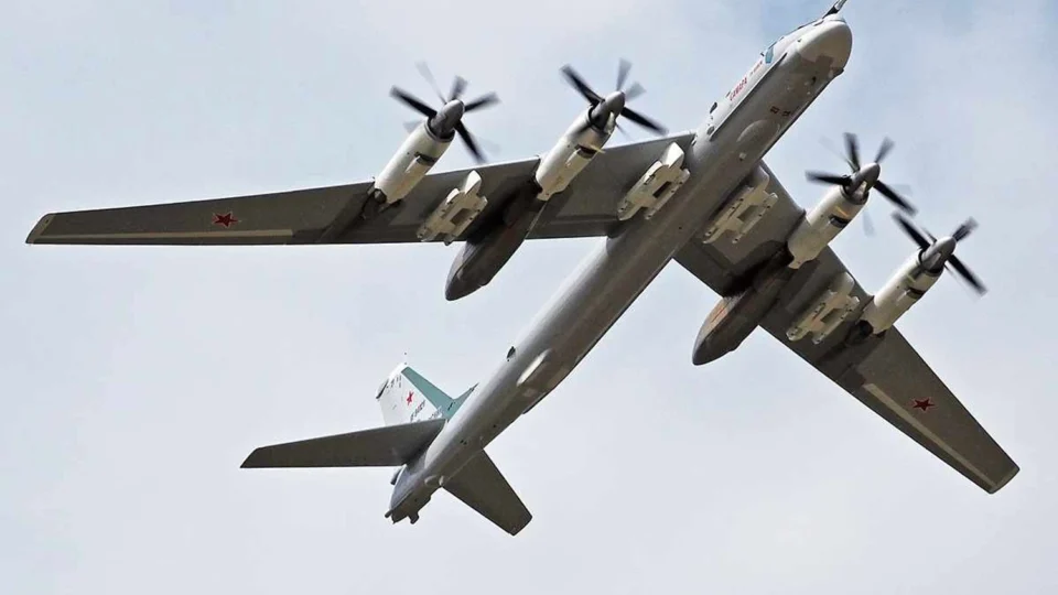 Tu-95 russo cai durante treinamento e mata seis tripulantes no Extremo Oriente