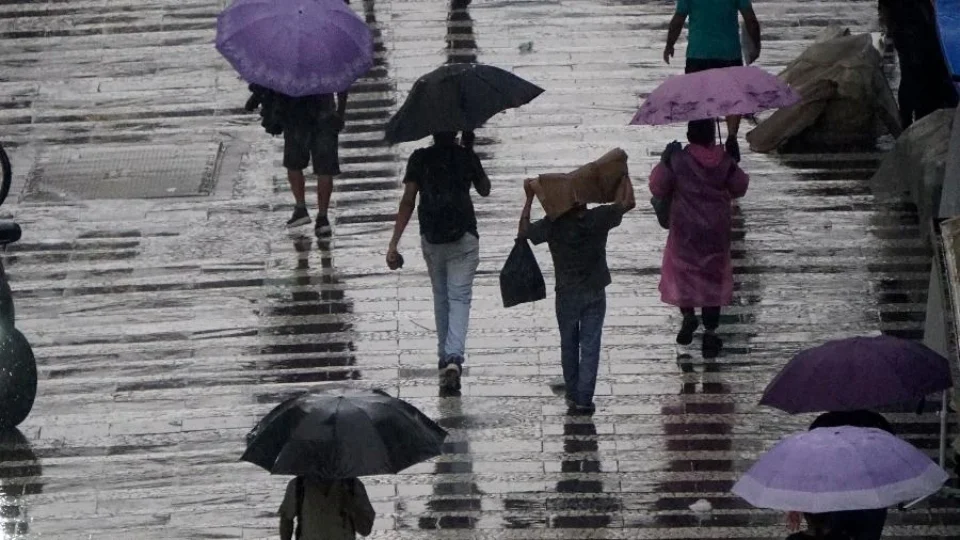 SP tem alerta para temporais, granizo e ventos de até 65 km/h