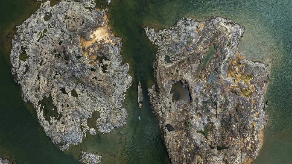 Ribeirinhos temem explosões em hidrovia no Pará; cientistas alertam para danos ao rio Tocantins