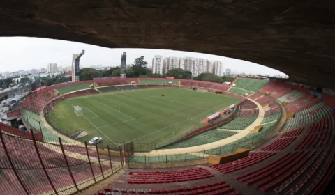 Corinthians vira sobre o Cruzeiro e avança à 10ª semi seguida