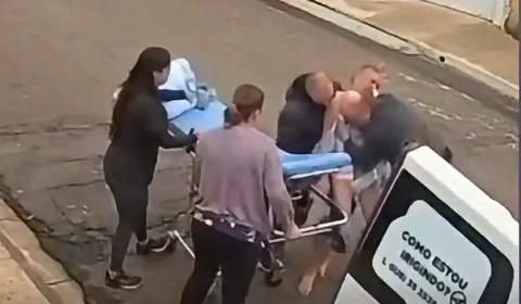 Paciente cai de maca durante transporte para ambulância em Minas Gerais