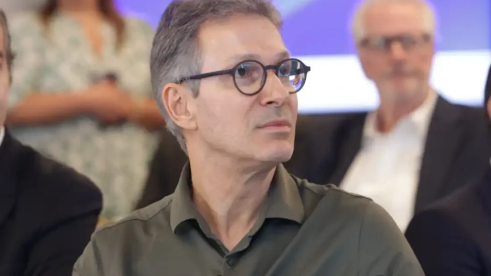 Zema comemora afastamento do chefe da PF: “Chega de intocáveis”