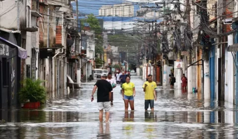 São Paulo terá domingo de chuva e frio após temporal causar alagamentos e deixar desaparecidos