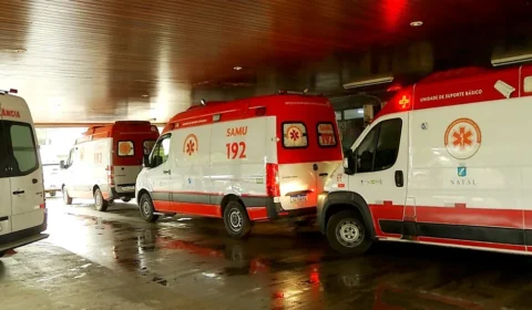 Macas retidas em hospitais deixam 2,2 mil chamados do Samu sem atendimento em Manaus