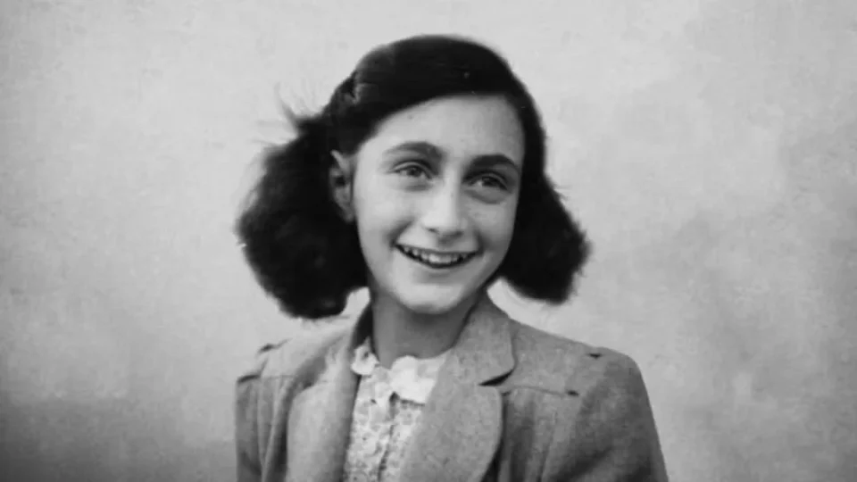 Quem foi Anne Frank? A história da adolescente judia que virou símbolo da perseguição nazista e foi chamada de “vitimista”