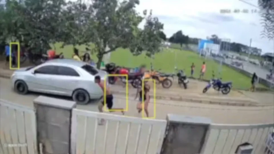 Jogador é perseguido e baleado antes de partida de futebol em Linhares