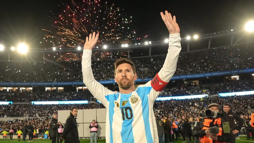 Ingressos para despedida de Messi da Argentina chegam a R$ 1,6 mil; veja os preços