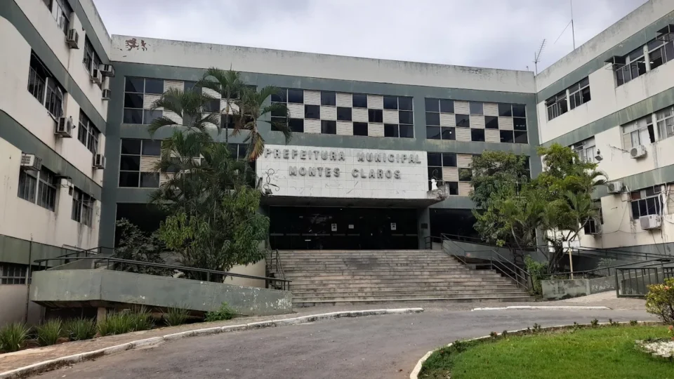 Ex-prefeito de cidade mineira é condenado por fraude em contrato de limpeza urbana