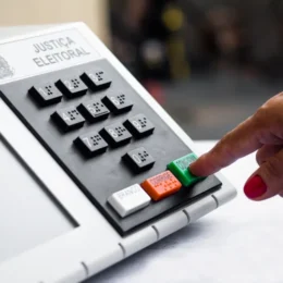 Quem faltou à última eleição pode votar em 2026? Veja o que diz a Justiça Eleitoral