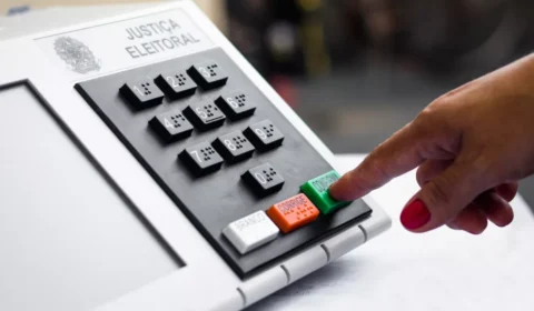 Mais de 90% das urnas estão prontas para as Eleições 2026, diz presidente do TSE