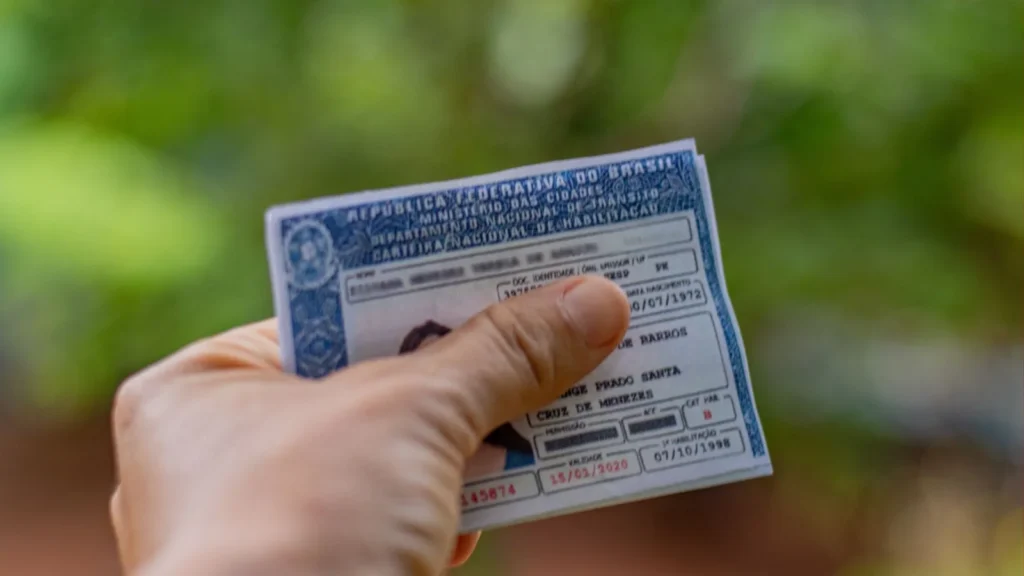 Novas regras da CNH barateiam habilitação e reduzem filas