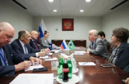 Mauro Vieira e Lavrov discutem eleições brasileiras e agenda dos Brics em encontro nos EUA