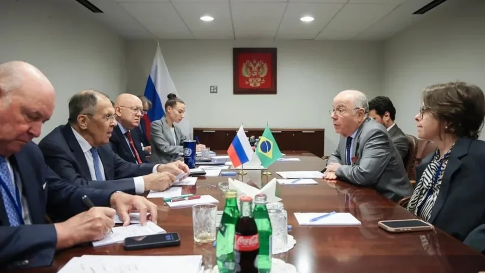 Mauro Vieira e Lavrov discutem eleições brasileiras e agenda dos Brics em encontro nos EUA