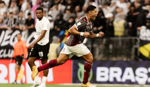 Corinthians perde para o Fluminense e se mantém na mira de Grêmio e Inter na briga do Z4