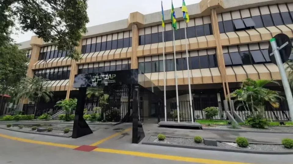 Mulher é condenada a 23 anos de prisão por matar adolescente e ocultar corpo em Macapá