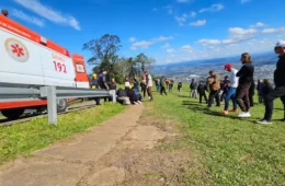 Homem cai de paraglider e fica gravemente ferido no RS