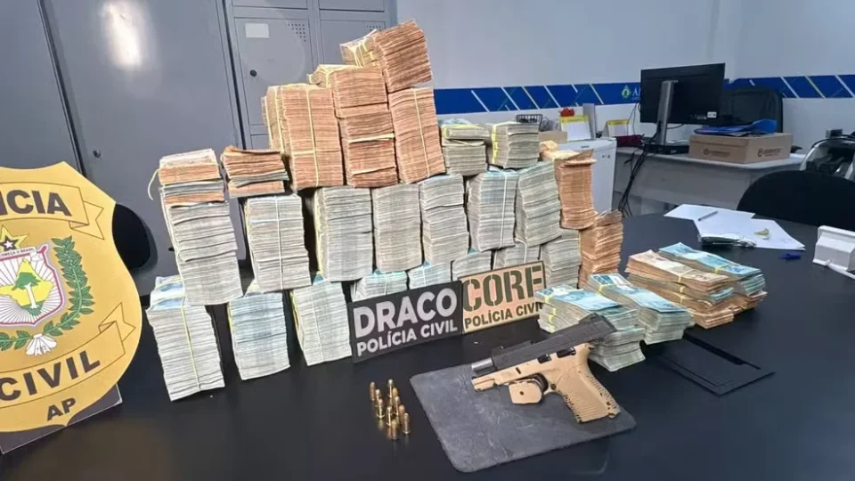 Polícia investiga origem de mais de R$ 2 milhões apreendidos em condomínio no Amapá