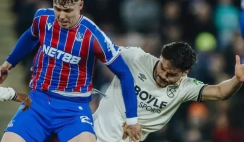Leeds e Crystal Palace empatam sem gols pela Premier League