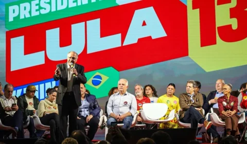 Alckmin participa de plenária com movimentos sociais na reta final da campanha em SP