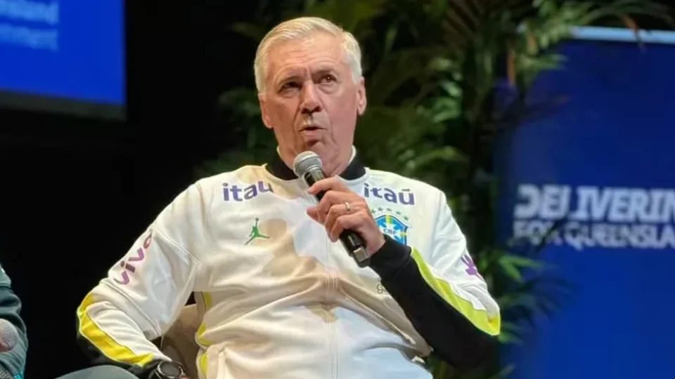 Carlo Ancelotti diz que críticas não mudam planos para a Seleção: “Afeta zero