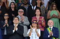 Lula e autoridades participam do desfile de 7 de Setembro em Brasília, acompanhe ao vivo
