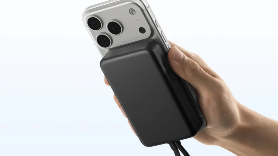 Xiaomi lança power bank de 10.000 mAh com Qi 2.2, carga de 45 W e cabo integrado