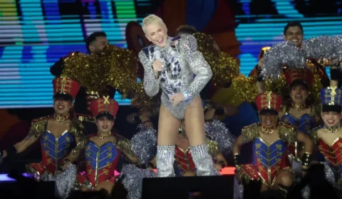 Xuxa leva “O Último Voo da Nave” a Curitiba e revive mais de 40 anos de carreira