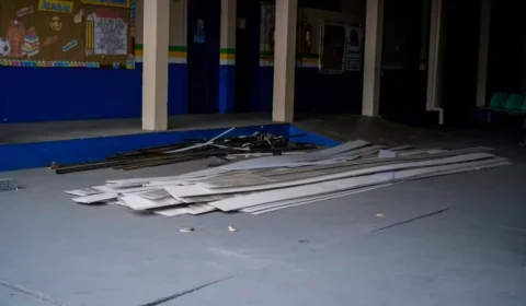 Defensoria encontra alunos sem ar-condicionado e escola fechada há quase 30 dias em Manaus