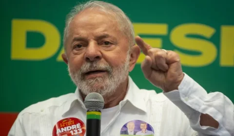 Lula afirma que disputará pela última vez a Presidência