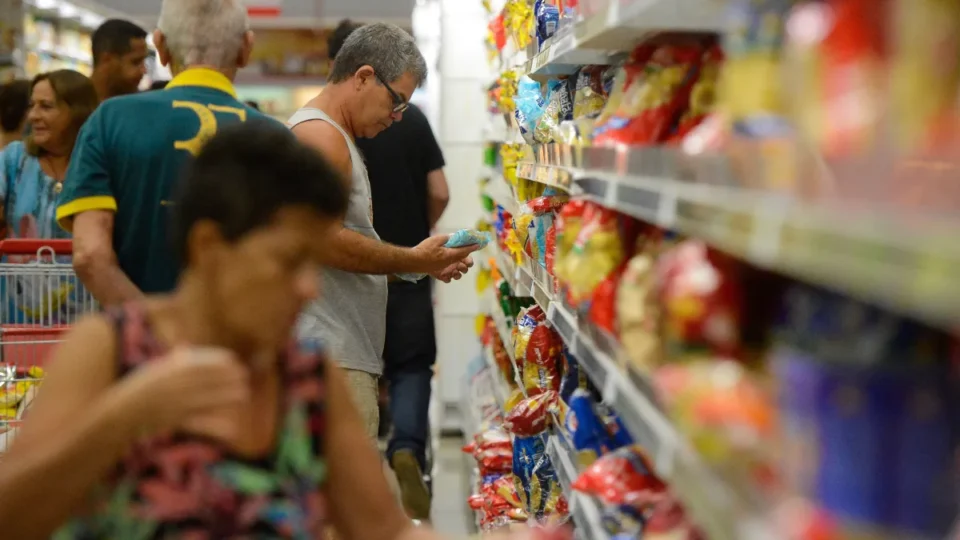 Inflação de outubro: veja quais alimentos ficaram mais caros e quais baratearam