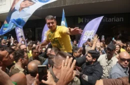 Aliados aconselham Flávio a evitar debates com Lula no 2º turno